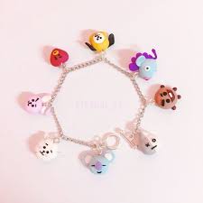 Check spelling or type a new query. Pin Oleh Bts Army Dynamite Di Bts Pola Gelang Aksesoris Gantungan Kunci