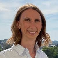 Kelly Dodds's Instagram, Twitter & Facebook