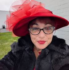 Kim Torres updated her profile picture.