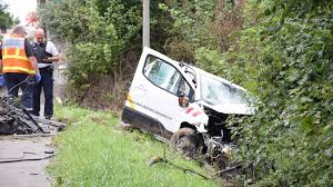 Le golfeur américain tiger woods a été victime d'un grave accident de la route à los angeles, mardi. Coquelles Un Vehicule Fait Une Chute De Plusieurs Metres Le Conducteur Dans Un Etat Grave