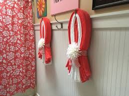 Bathroom towels are a necessity in every bathroom and can sometimes make the bathroom look messy. 25 Creatively Easy Decorative Towels For Bathroom Ideas