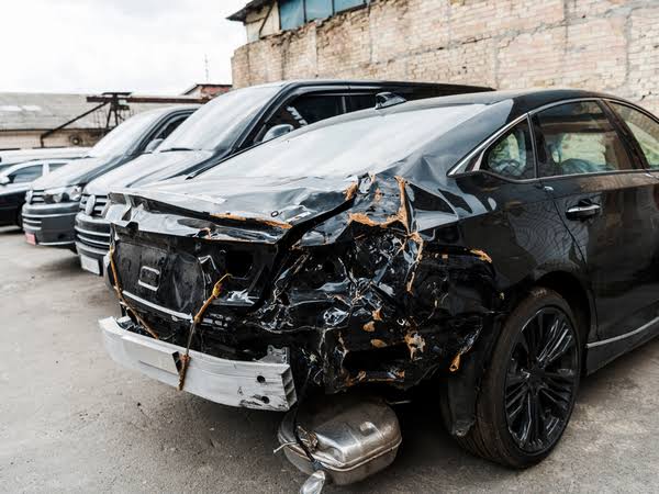 Step-By-Step Guide To Selling Your Damaged Car In 2024 - Flipp My Car