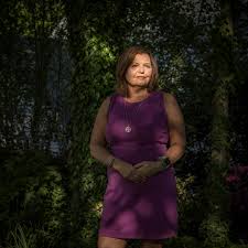 The earlier you are diagnosed, the longer you may live. How Spending Mistakes Can Be Early Signs Of Alzheimer S The New York Times