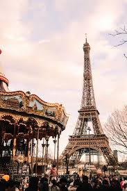 7 Spectacular Places To Take Photos Of The Eiffel Tower Simply Wander 4 Days In Paris Eiffel Tower Visit Paris