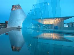 Museum Of Glass In Tacoma Wa By Arthur Erickson Nick Milkovich Architects Amazing Architecture Unique Architecture