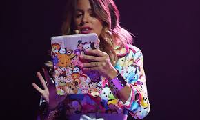 Walt disney records tv shows: Martina Stoessel Grosse Gewicht Korperstatistik