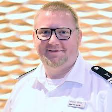 Today ride the bike to test the effect of GPS Remote Control and fly my  drone in Cetral Park, meanwhile take timelapse footage, you may see the my  drone. In evening go