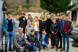 Cukur oyunculari hepsi çukur dizisi oyuncuları kimdir? Hakkari Nin Cukurca Ilcesindeki Gencler Hayrani Olduklari Cukur Dizisinin Oyunculariyla Bir Araya Geldi