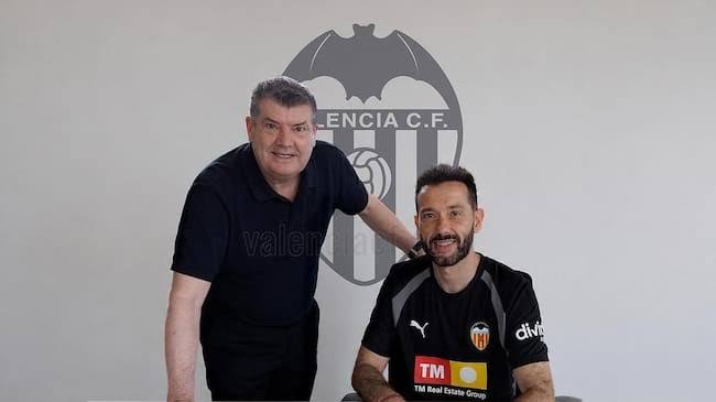 El Valencia cesa a Carlos Corberán y fulmina a Ron Gourlay | Fútbol | Cadena SER