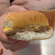 Now To Post A Terrible Burger Seriously Who Here Actually Likes White Castle I Bet The Microwavable Ones You Find In The Frozen Isle Are Just As Good Bad R Burgers
