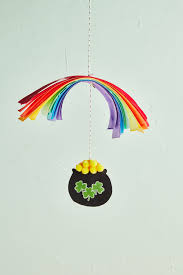 Patrick's day coloring pages) or older kids (shamrock slime, anyone?) 31 Easy St Patrick S Day Crafts For Adults And Kids Best Diy St Patrick S Day Crafts