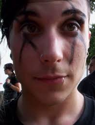 Pin By Sarah Huihui On Frank Iero My Chemical Romance Frank Iero Mcr