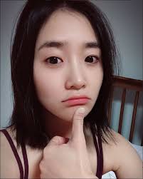 Lee Yoo-joo, a martial arts yoga instructor, posted