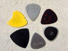 View the drawings for florida lotto, powerball, jackpot triple play, fantasy 5, pick 5, pick 4, pick 3, and pick 2 on the florida lottery's official youtube page. Guitar Pick Wikipedia