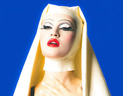 Harlot Projects :: Photos, videos, logos, illustrations and branding ::  Behance