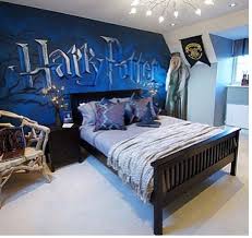 Blumentöpfe aus holz und baumstämmen selber machen :) blumen im garten: Grosse Harry Potter Schlafzimmer Dekor Harry Potter Schlafzimmer Ideen Interior Design F Harry Potter Room Decor Harry Potter Bedroom Decor Harry Potter Bedroom