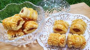 Biskut arab penyediaannya paling simple tapi sedap cair dalam resepi yang dikongsikan oleh zalina yahaya di facebook ini boleh dapatkan 192 biji biskut arab. Resepi Biskut Arab Azlina Ina Aoc