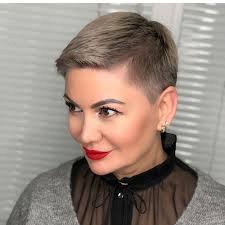 60 neuer trend der kurzhaarfrisuren blondine extrem kurze haare extrem kurze haare frauen kurzhaarfrisuren