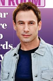 Soap star Paul sure to sweep the boards at Gaiety