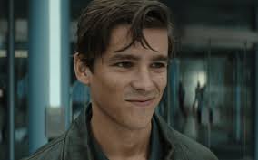 Qué opinas del actor que interpreta a Dick Grayson en Titans? : r/Nightwing