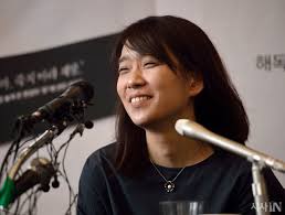 지독한 소설주의자, 노벨문학상 수상 한강 작가의 30년 [사람IN] < 사람IN < 인터뷰·오피니언 < 기사본문 - 시사IN