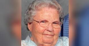 Lori Drummond's Instagram, Twitter & Facebook