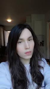 Hey everyone! My name is Melizza, and I'm a 21-year-old from Denmark. I was  born with cerebral palsy, and I'd love to connect with others who have CP  to share experiences, support