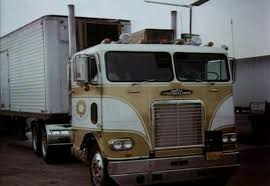 IMCDb.org: White-Freightliner WFT-7564T in "C.B. Hustlers, 1978"
