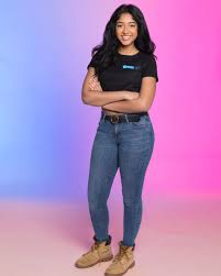 Maitreyi ramakrishnan is a canadian actress belongs to sri lankan tamil decent. Maitreyi Ramakrishnan On Twitter I Am Very Excited To Make This Official I Have The Privilege Of Joining Plancanada As A Global Ambassador I Ve Seen Incredible Progress For Girls Rights But It S