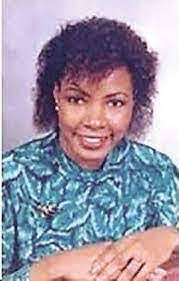 Helen Tippens's Instagram, Twitter & Facebook