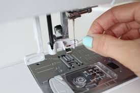 Here's an easy way to thread a needle. Tilly And The Buttons Five Tips For Threading A Sewing Machine Needle
