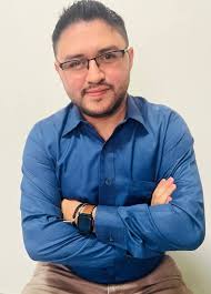 Daniel Guardado es un joven Ilobasquense especializado en Psicologia ,  Tiene 7 años de experiencia en la Salud Mental en todas las edades,  Actualmente hace estudios de especializacion en la materia y