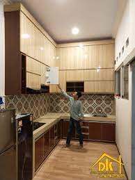 Desain kitchen set mungil tidak lah harus terlihat berantakan dan penuh. Jasa Pembuatan Kitchen Set Tegal Harga Murah Dk Interior