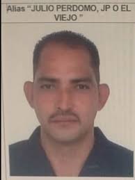 En el proceso judicial que se abrió contra el narcotraficante Julio Perdomo  alias "El Viejo" de la Oficina de Envigado, fueron condenados tanto Perdomo  como Edwin Tapias que confesaron la abierta complicidad