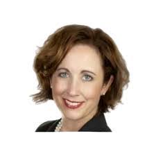 Danna Kirk's Instagram, Twitter & Facebook