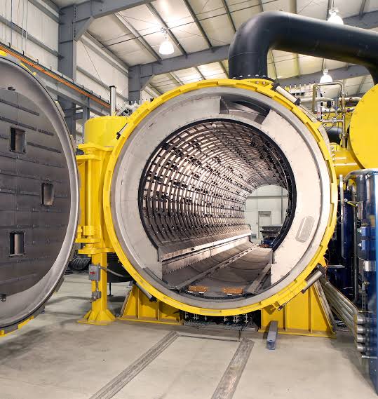 Industrial vacuum furnace
