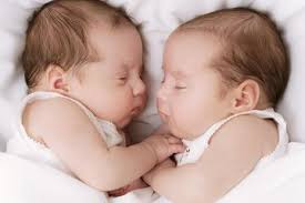 Posisi paling ideal adalah posisi suami di atas posisi istri. Ibu Hamil Perlu Coba Begini Cara Mudah Dan Alami Punya Anak Kembar Semua Halaman Nakita