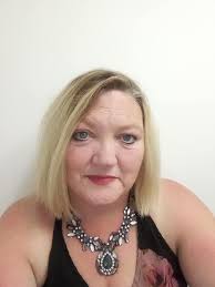 Thanks for adding me to the group. I did B.Comb.Studs from 1982-85. The  lecturers I remember are Mary Bonsall, Janet Pearce, Alastair Kean, Richard  Acworth, Gordon Riches amongst others.