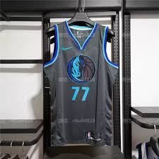 This was his second straight game with seven. Luka Doncic Dirk Nowitzki Dallas Mavericks 2018 19 Hot Pressing Swingman Jersey City Edition Dark Blue Lazada Ph