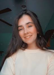 Alaina Daniels's Instagram, Twitter & Facebook