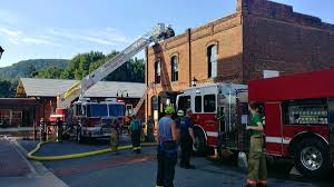 Maybe you would like to learn more about one of these? Carolinas Fire Page On Twitter Marion Nc Mcdowell Working Fire Fire In Former Furniture Store 5 Fds With Quick Control Ncfire