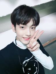 The perfect txtzy yeji soobin animated gif for your conversation. Tweets With Replies By Skz Yeji Soobin Yeji Skz Twitter