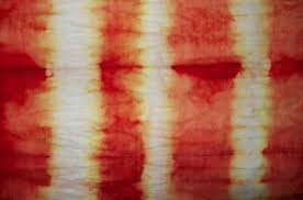 Tie dye atau ikat celup pada dasarnya mempunyai pengertian yang sama yaitu menghias kain dengan cara diikat atau dalam bahasa jawa dijumput sedikit, dengan tali atau karet, dijelujur, dilipat, sampai kedap air, lalu dicelup dengan pewarna batik. Http Journal Isi Ac Id Index Php Corak Article Download 2316 798