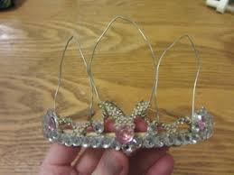 It's great to have shows you can watch while traveling or when you don't have whenever you want to download 1080p or 720p content, be it movies or tv shows, just go into your browser and type…. Diy Rapunzel Tiara 9 Steps With Pictures Instructables