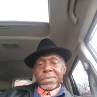 20+ profilů „Arthur Wayne“