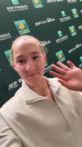 Up, up and over 🤙 @madisonkeys