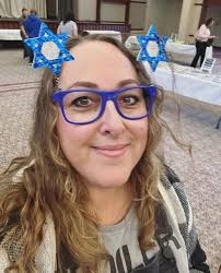 Janelle Diamond Opens Her Doors to the Community