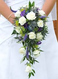 Scottish Wedding Ideas Hunted Wedding Flowers Scottish Thistle Theweddinghunter Purple Wedding Bouquets Flower Bouquet Wedding Bridal Bouquet