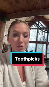 Wood Chopping Lady Maine