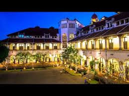 Lawang sewu, literally thousand doors, is a landmark in semarang, central java, indonesia, built as the headquarters of the dutch east indies railway company. Story Of Lawang Sewu Youtube